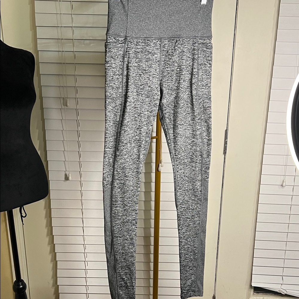 Athleta Heathered Gray Pocket Leggings